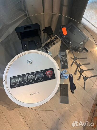 Робот пылесос polaris