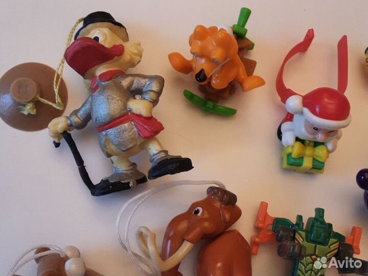 Киндер сюрприз 8шт+подарок самолет