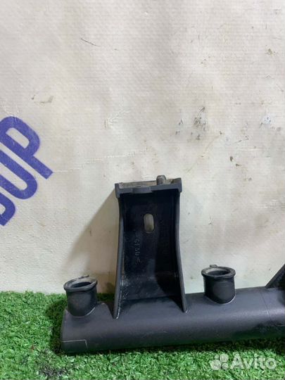 Топливная рампа Citroen C4 хэтчбек 1.6 NFU 2006
