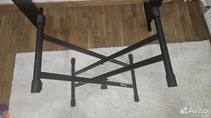 Стойка для цифрового пианино / синтезатора