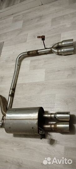 Раздвоенный выхлоп bmw e60