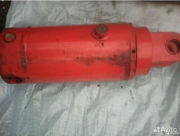 Цилиндр гидравлический бу