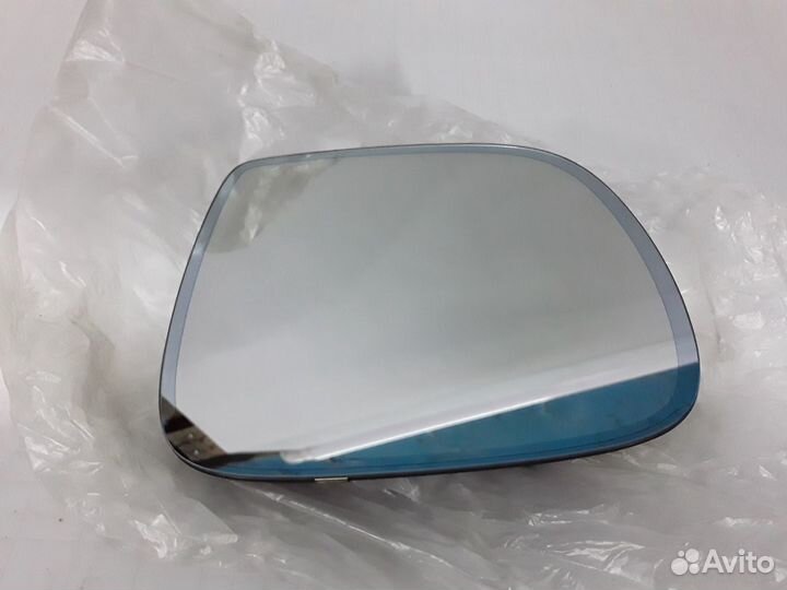 Стекло зеркала правое Audi Q7 4L0 857 536 C