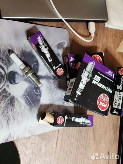 Свечи рутениевые NGK 95125 lfer7BHX (VAG Porsche)