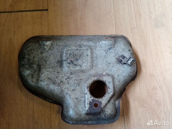 Кожух выпускного коллектора mitsubishi lancer 9