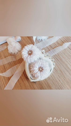 Белые банты к 1 сентября