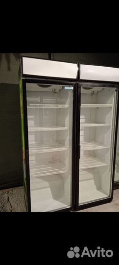 Холодильник витриный