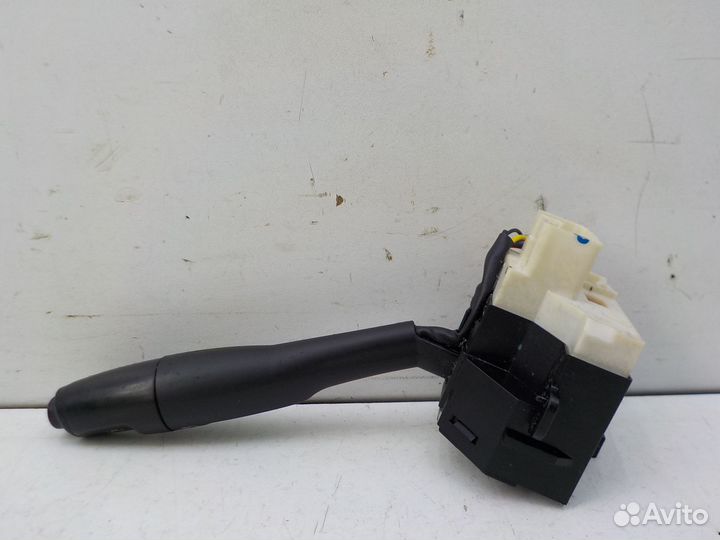 Переключатель подрулевой на Mitsubishi Pajero Spor