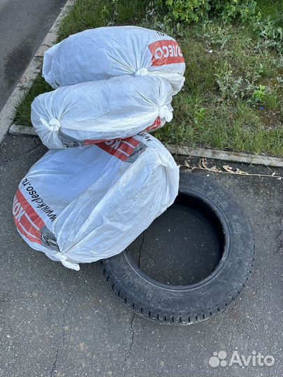 Continental ContiIceContact 4x4 225/60 R17 99T