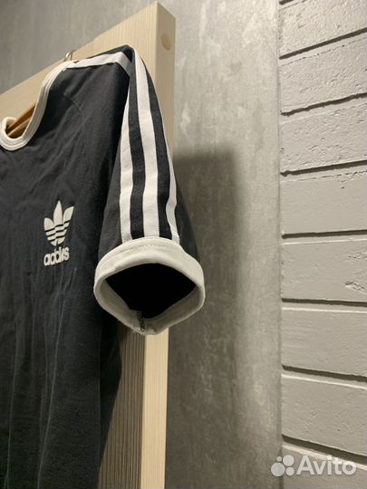 Футболка adidas