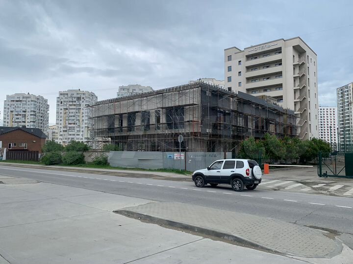 Сдам, псн/торговые, Южный,1 и 2этаж, 120-1200 м²