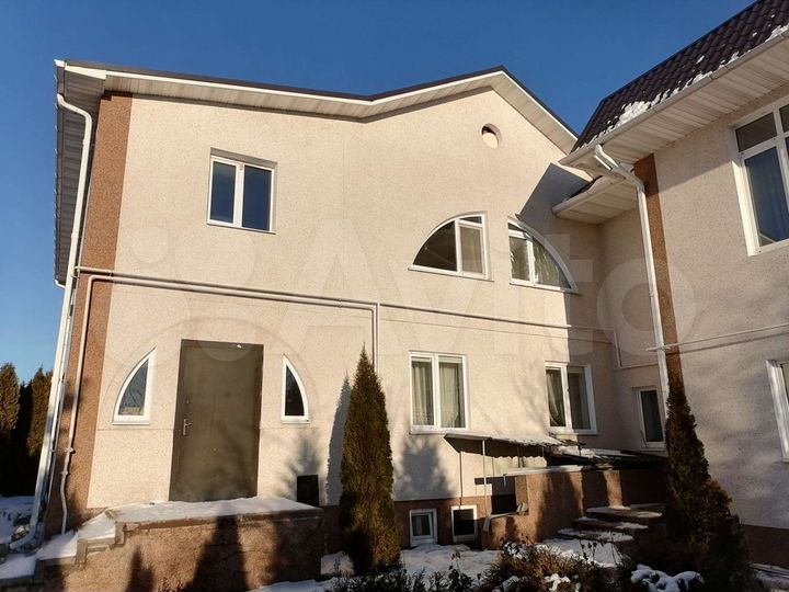 Коттедж 366,4 м² на участке 16 сот.