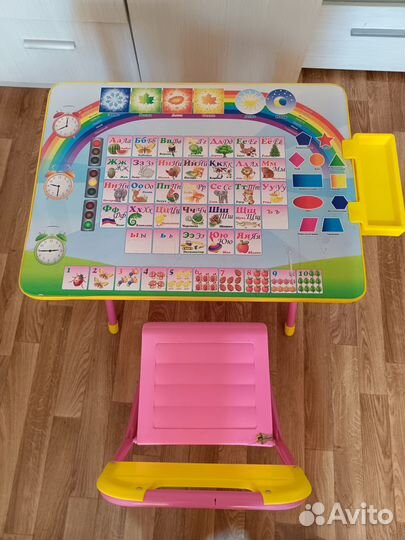 Детский стол и стул