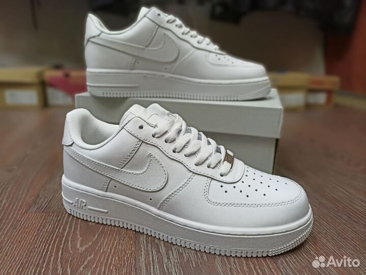 Nike Air Force 1 Low