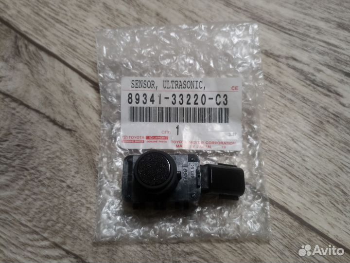 Парктроник Lexus LS, ES, RX, NX, UX 89341-33220-C3