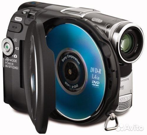 Видеокамера Sony DCR-DVD201E