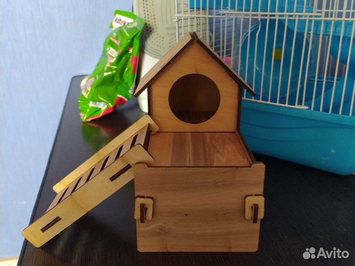 Деревянный домик для грызунов