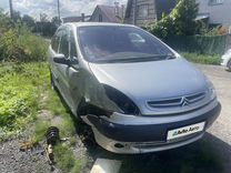 Citroen Xsara Picasso 1.8 MT, 2002, битый, 200 000 км, с пробегом, цена 120 000 руб.