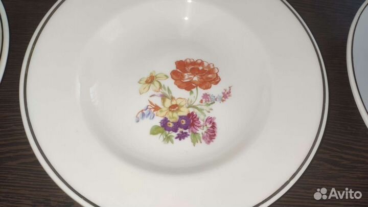 Тарелки Песочное новые 7 штук 1972г