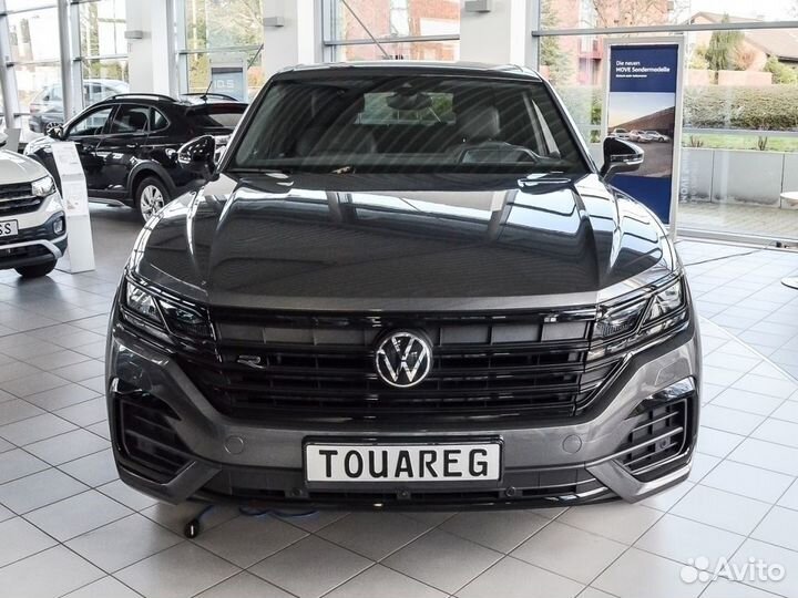 Volkswagen Touareg 3.0 AT, 2024