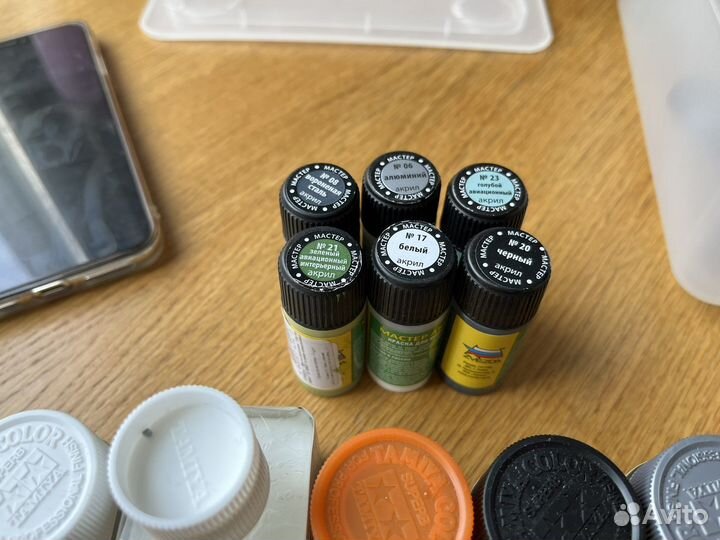 Набор красок и химии для моделизма