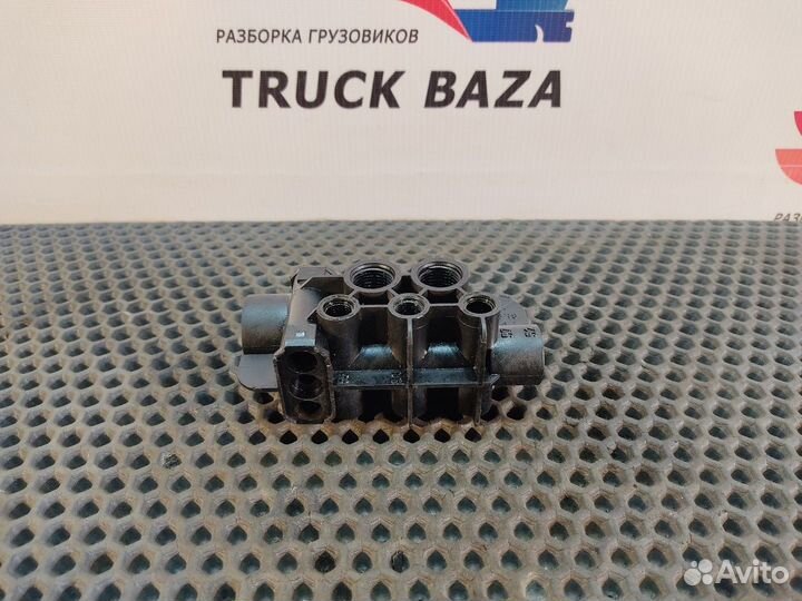 81981836000 Распределитель тормозных сил