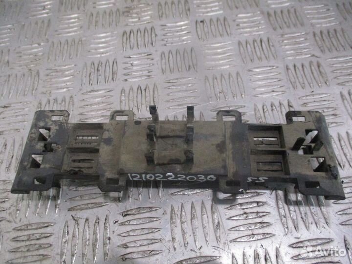 Кронштейн проводки Mercedes-Benz A9305422940