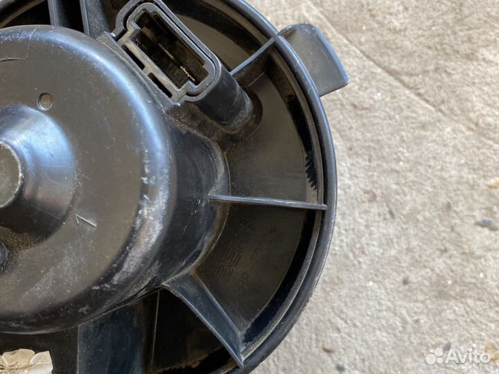 Моторчик печки peugeot 206 Пежо 206