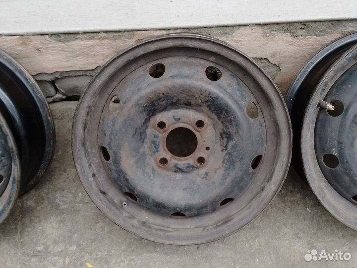 Диски на renault logan r14 3 штуки