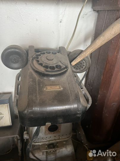 Старый телефон