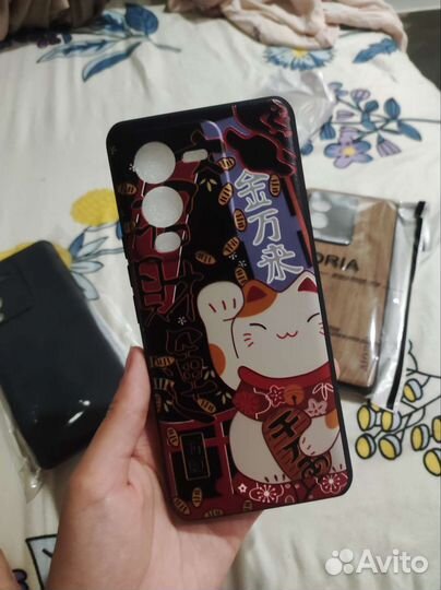 Чехлы на телефон