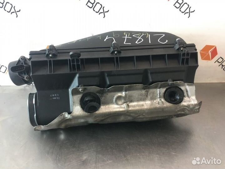 Корпус воздушного фильтра Mercedes C-Class W203