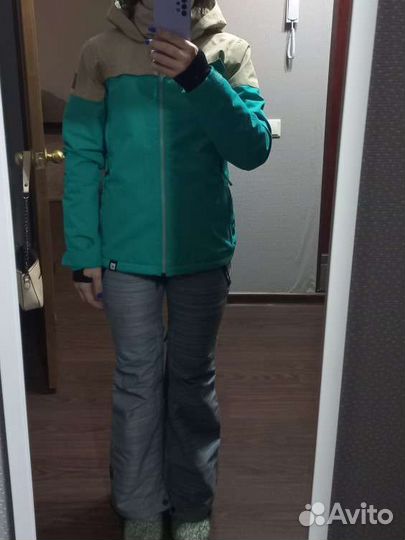 Горнолыжный костюм женский 42 44