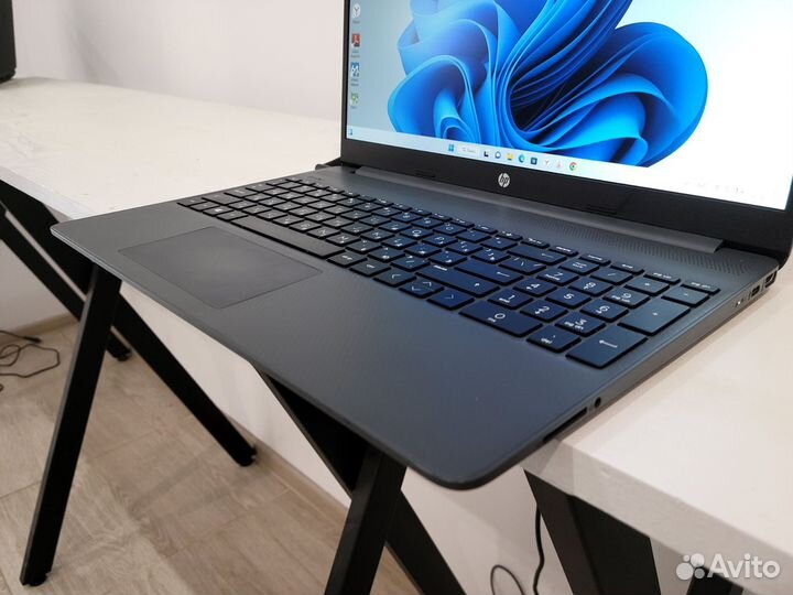 Шустрый ультрабук HP full HD IPS
