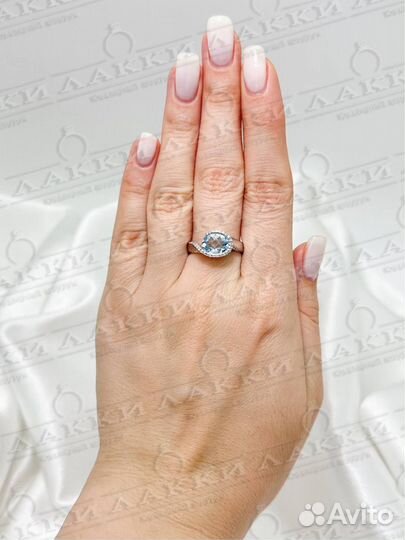 Золотое кольцо с бриллиантами, топаз 585 / 5.33 гр