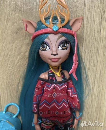 Monster high Иси Дауденсер