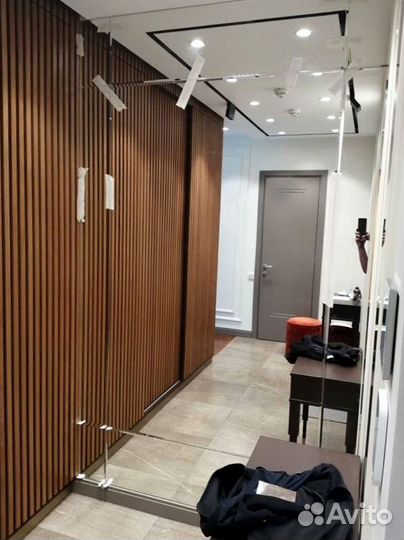 Зеркало настенное