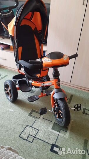 Трехколесный велосипед