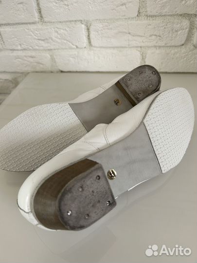 Туфли женские для народных танцев