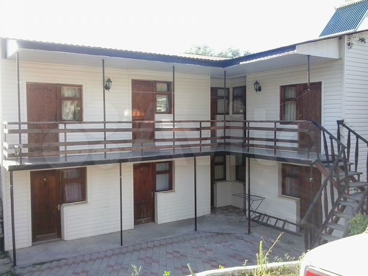 Комната 12 м² в > 9-к., 1/2 эт.