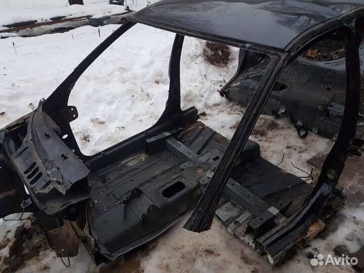 Передняя правая четверть кузова Калина 1