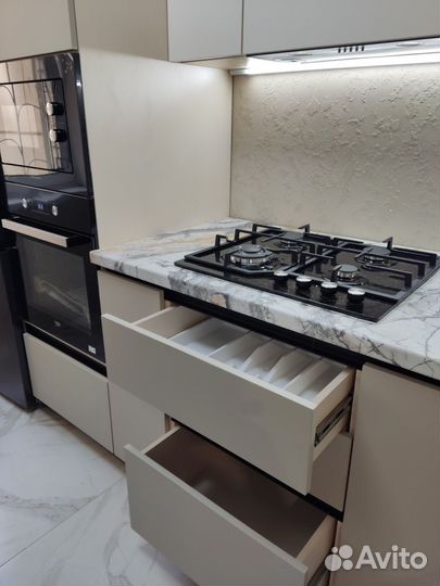 Кухня угловая