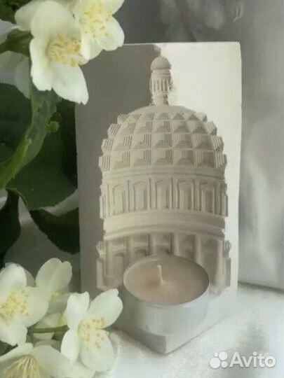 Подсвечник пантеон