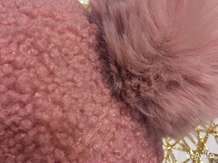 Кепка новая женская с меховым помпоном