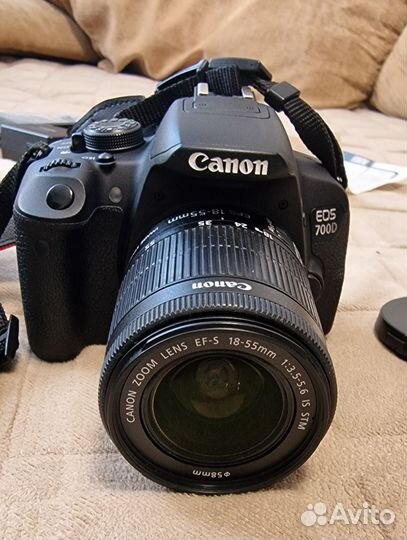 Фотоаппарат Canon EOS 700D+ sigma DC 17-50 мм, 2.8