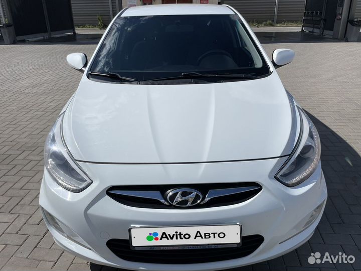 Hyundai Solaris 1.6 AT, 2013, 111 000 км