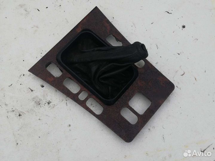 Консоль Мерседес W210