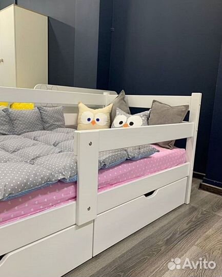 Детская кровать из массива бука