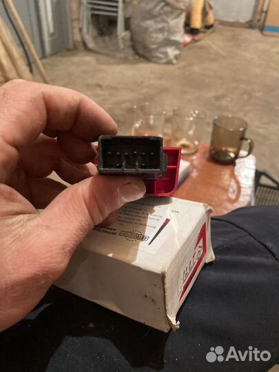 Кнопка аварийной остановки