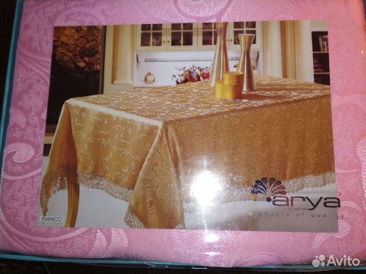 Скатерть 160х260 с гипюром Турция